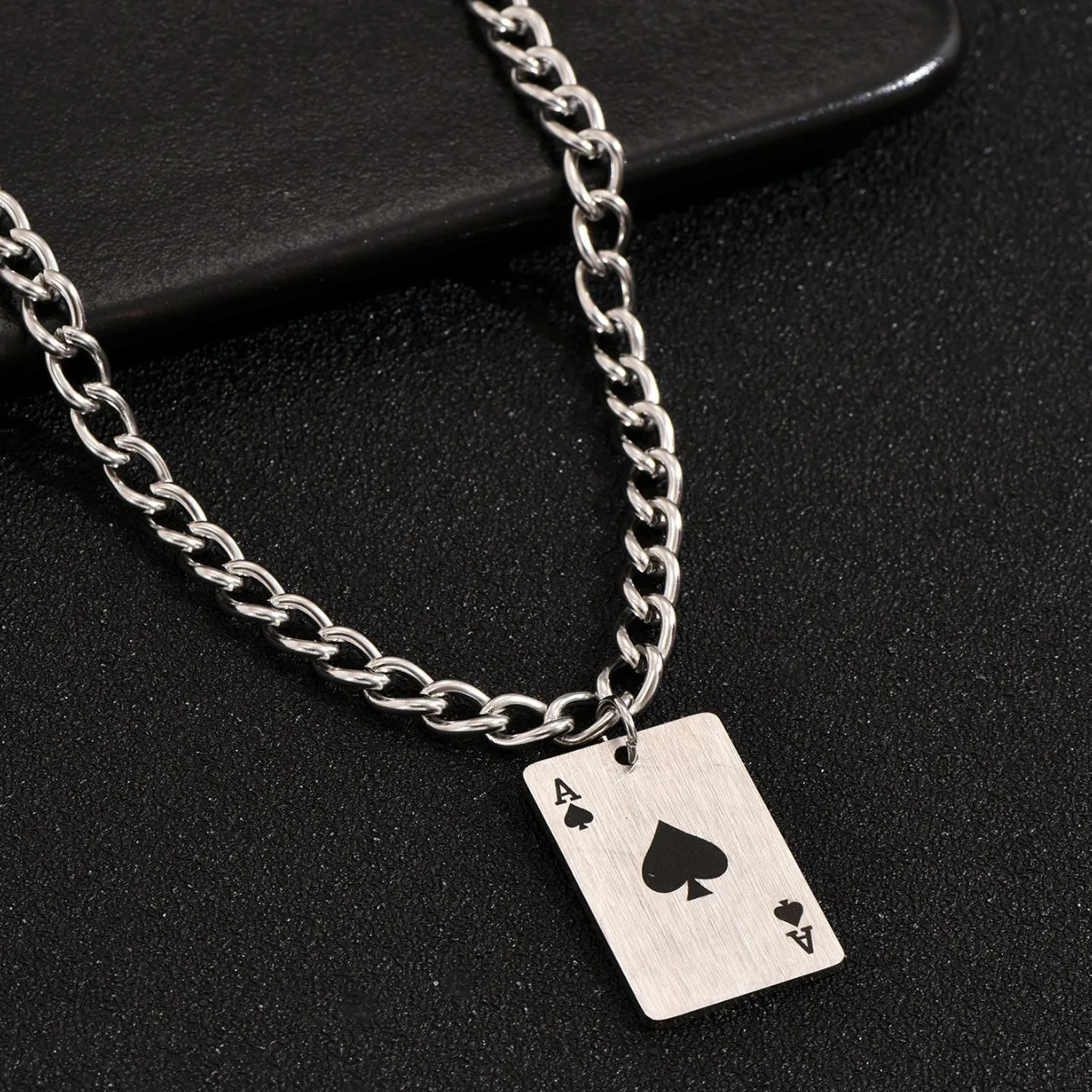 Creative Stainless Steel Poker Black Peach A Necklace For Men - Image 3